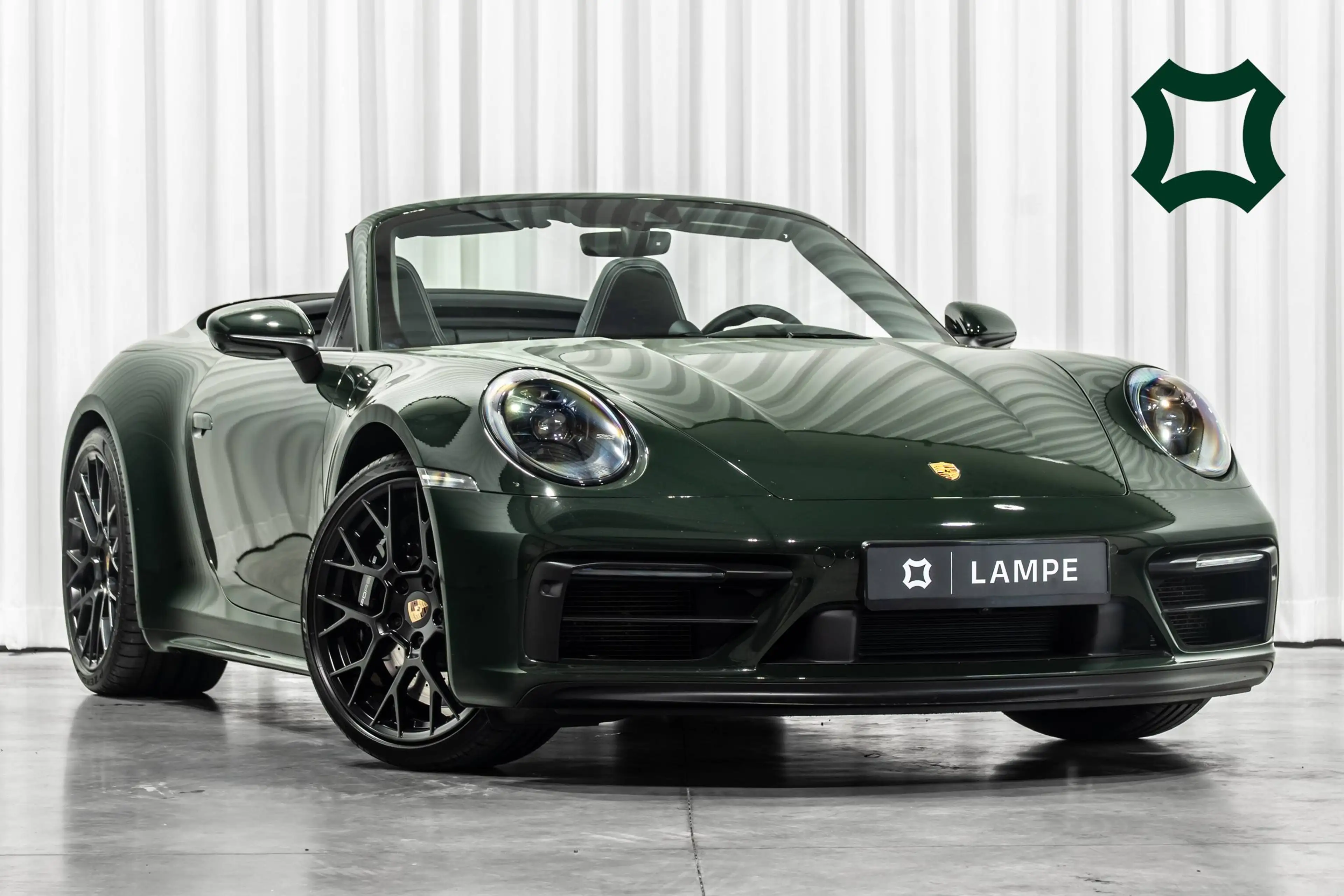 Porsche 911 992.1 Carrera GTS Cabriolet PTS Brewster Green BOSE Achterassturing