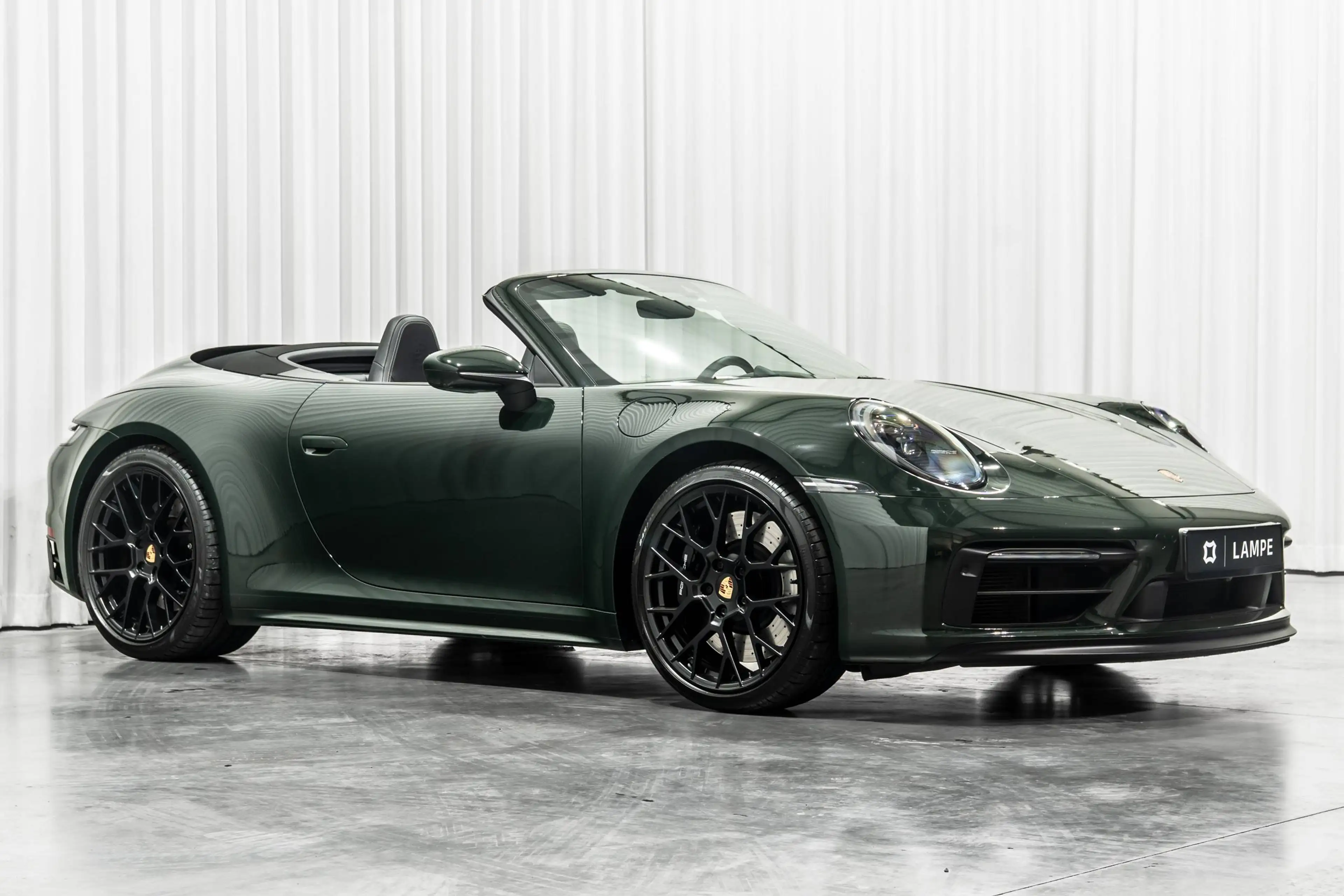 Porsche 911 992.1 Carrera GTS Cabriolet PTS Brewster Green BOSE Achterassturing — photo 6