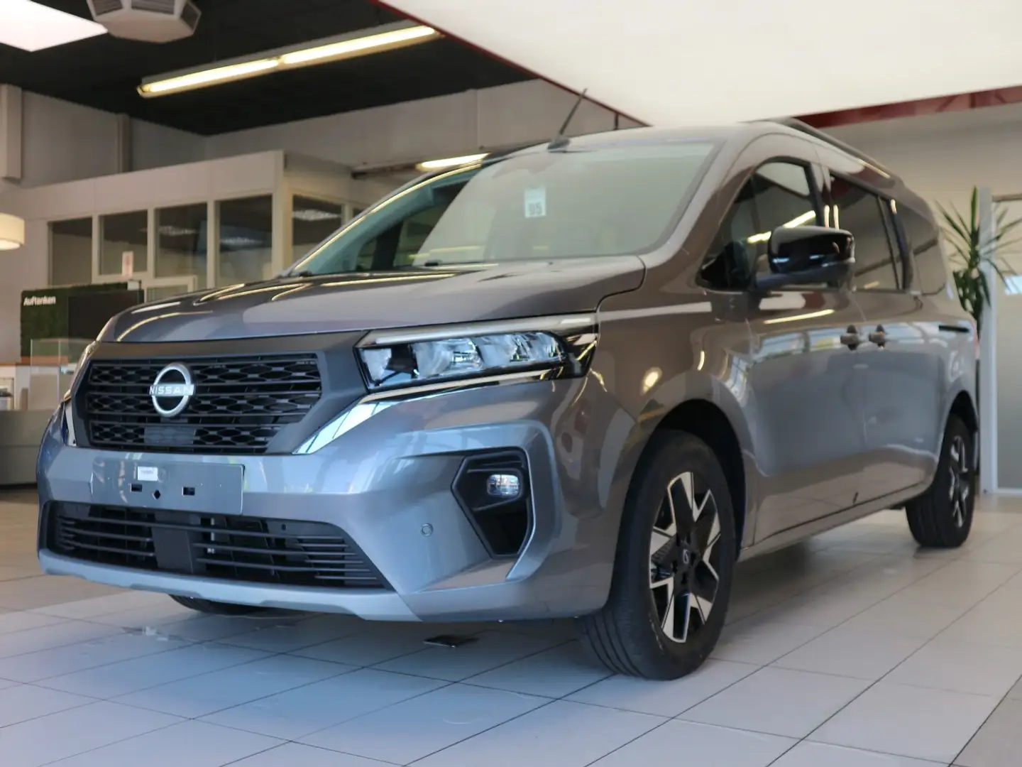 Nissan Townstar Kombi L2 1.3 DIG-T 7AT TEKNA WKR inkl Grau - 2