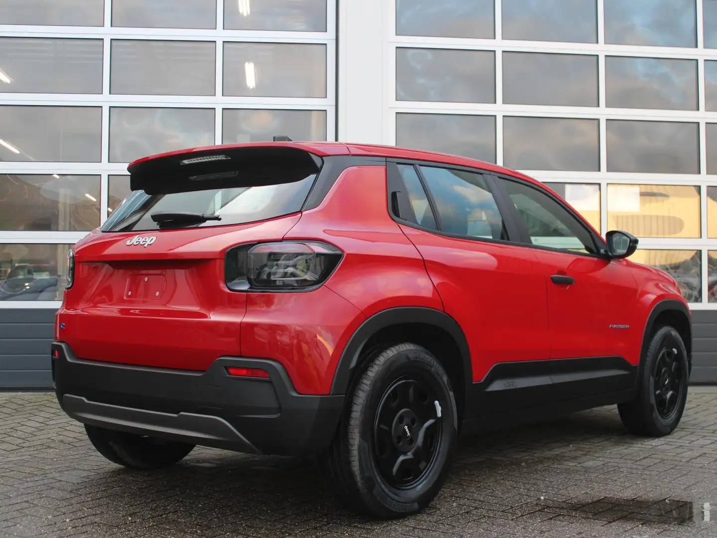 Jeep Avenger 54kWh | Uit voorraad leverbaar | Rood - 2