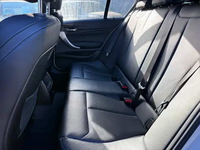 BMW 1 Series view 10