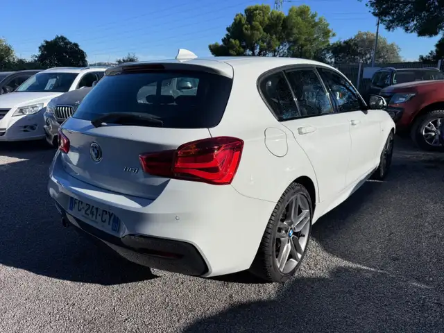 BMW 1 Series view 5