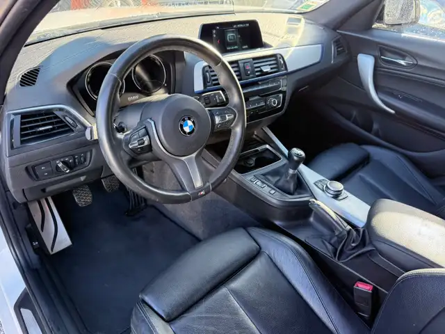 BMW 1 Series view 9
