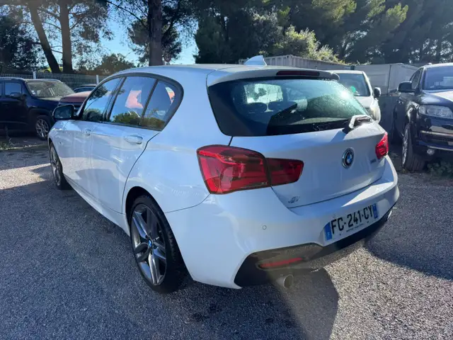 BMW 1 Series view 3