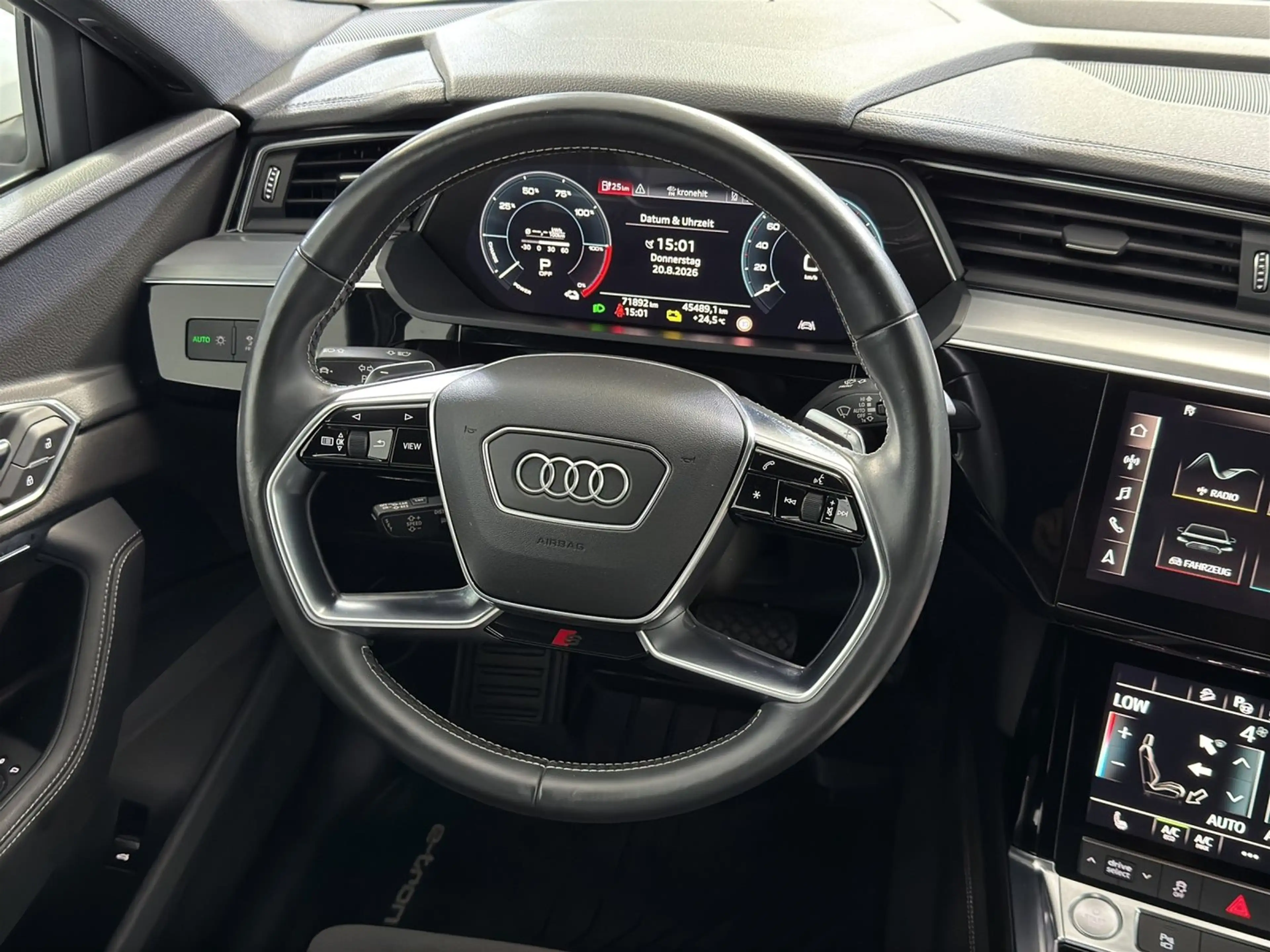 Audi e-tron 50 230 kW Business — photo 8
