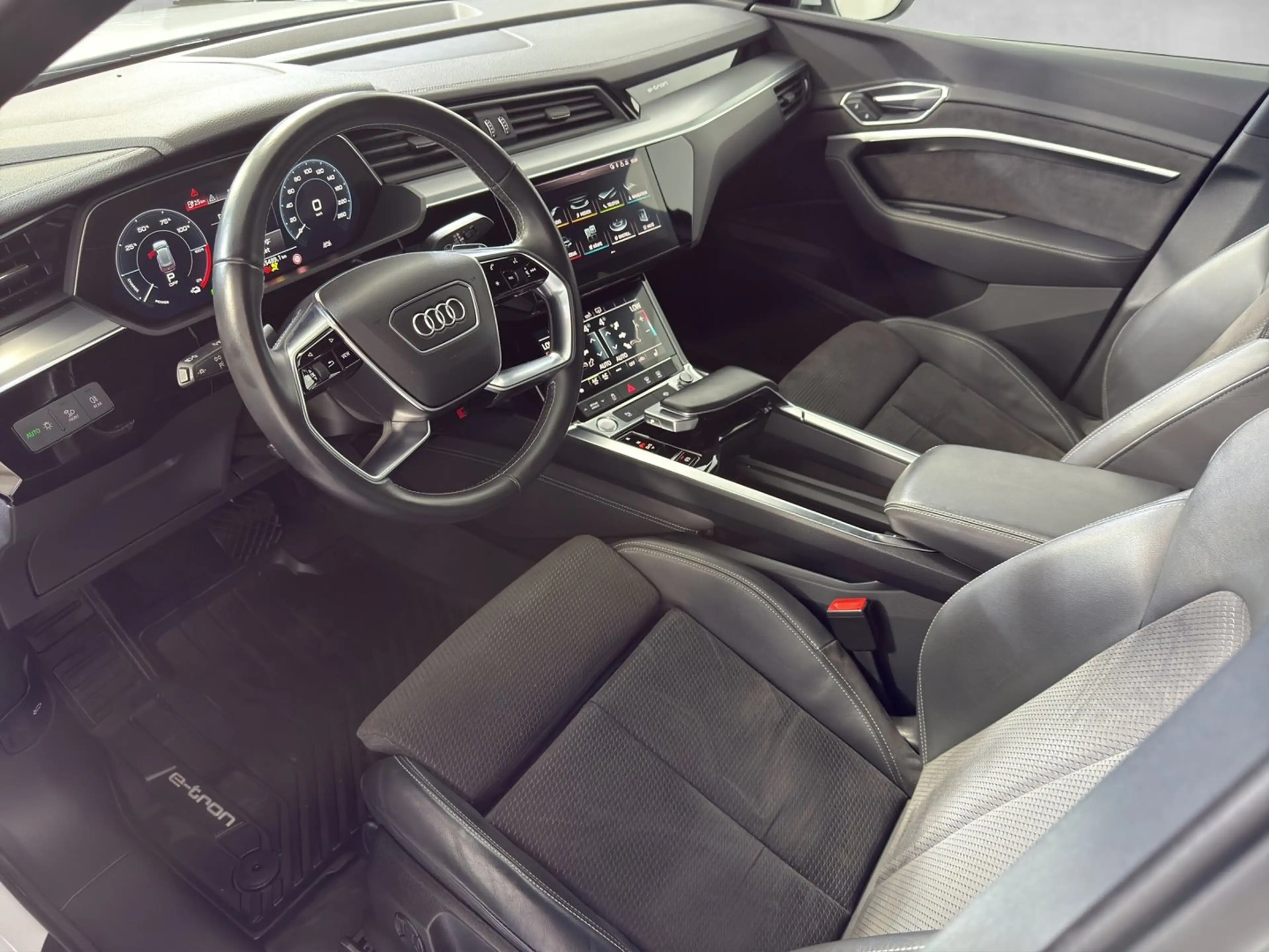 Audi e-tron 50 230 kW Business — photo 6