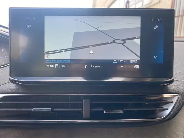 Peugeot 3008 view 10