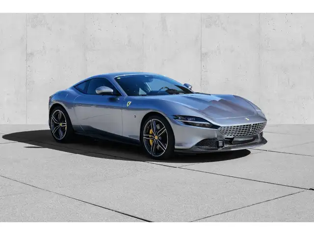 Ferrari Roma view 8