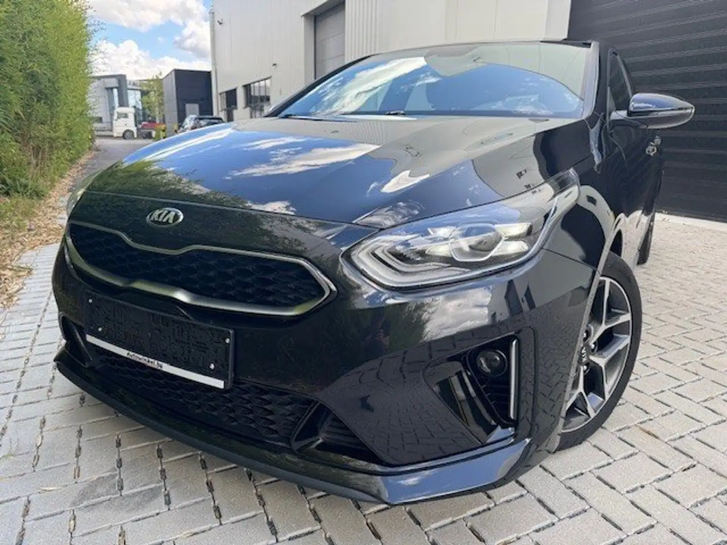 Kia ProCeed / pro_cee'd ProCeed 1.4 T-GDI **GERESERVEERD** Noir - 1