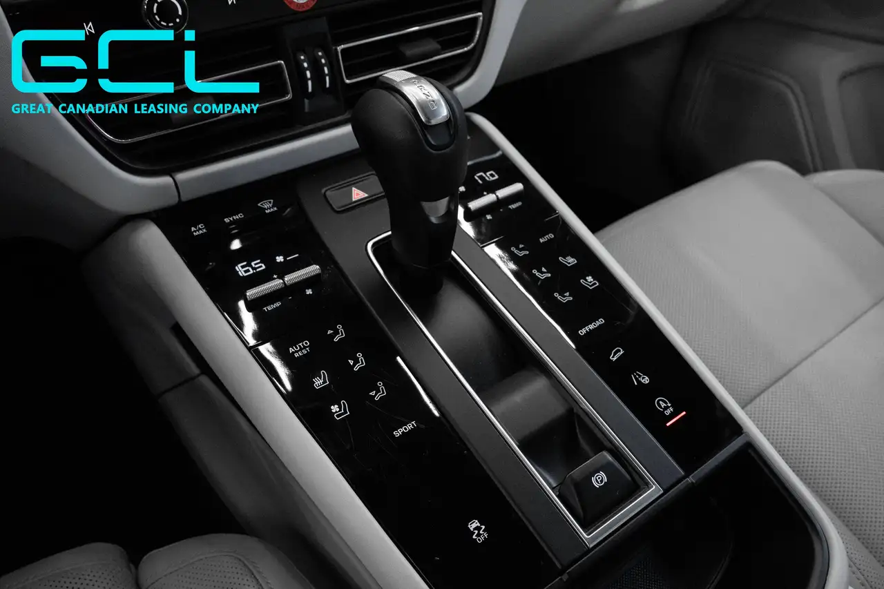 Porsche Macan снимка Porsche Macan
