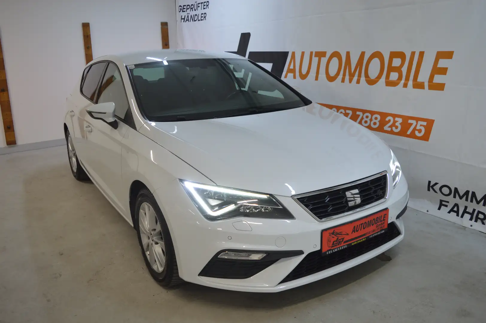 SEAT Leon 1,4 TSI **FR**DSG**LED-Scheinwerfer**Alcantara** Weiß - 1