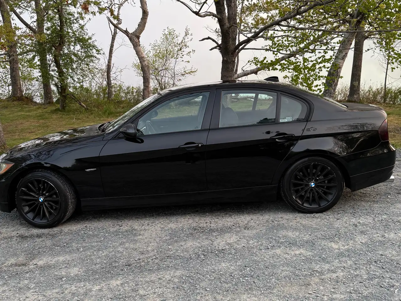 BMW 3 Series снимка BMW 3 Series