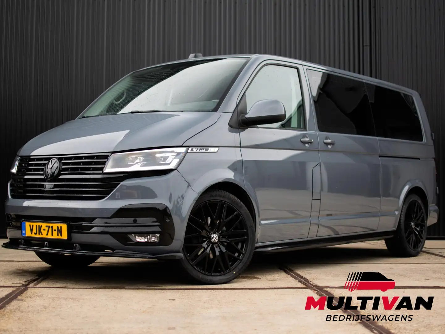 Volkswagen T6.1 Transporter 2.0 TDI L2H1 Bulli DC Dubbel cabine | Standkachel Gris - 1