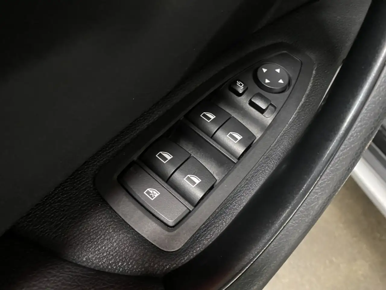 BMW X1 photo BMW X1