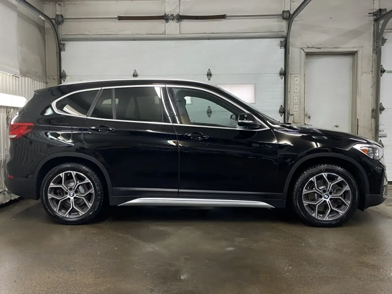 BMW X1 photo BMW X1