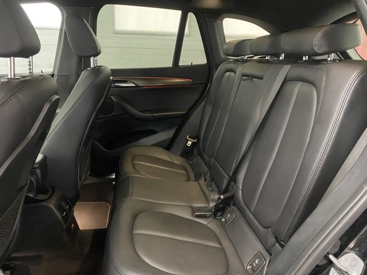 BMW X1 photo BMW X1
