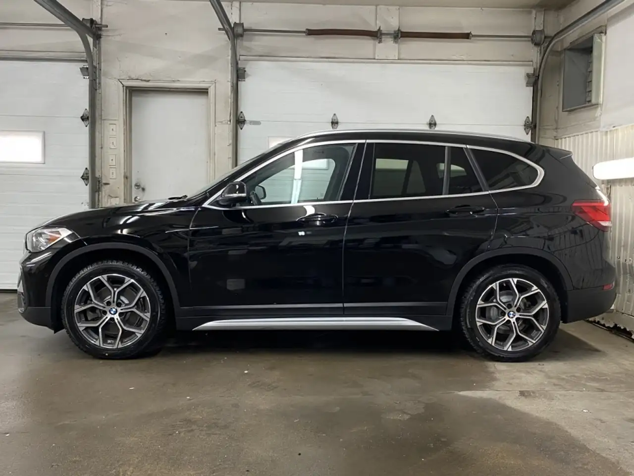 BMW X1 photo BMW X1