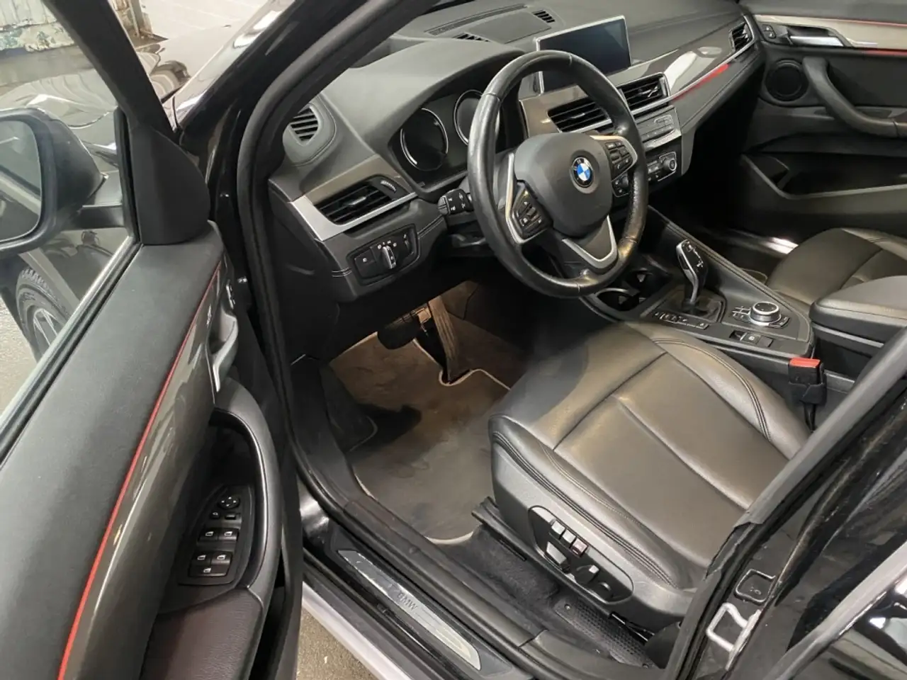 BMW X1 photo BMW X1