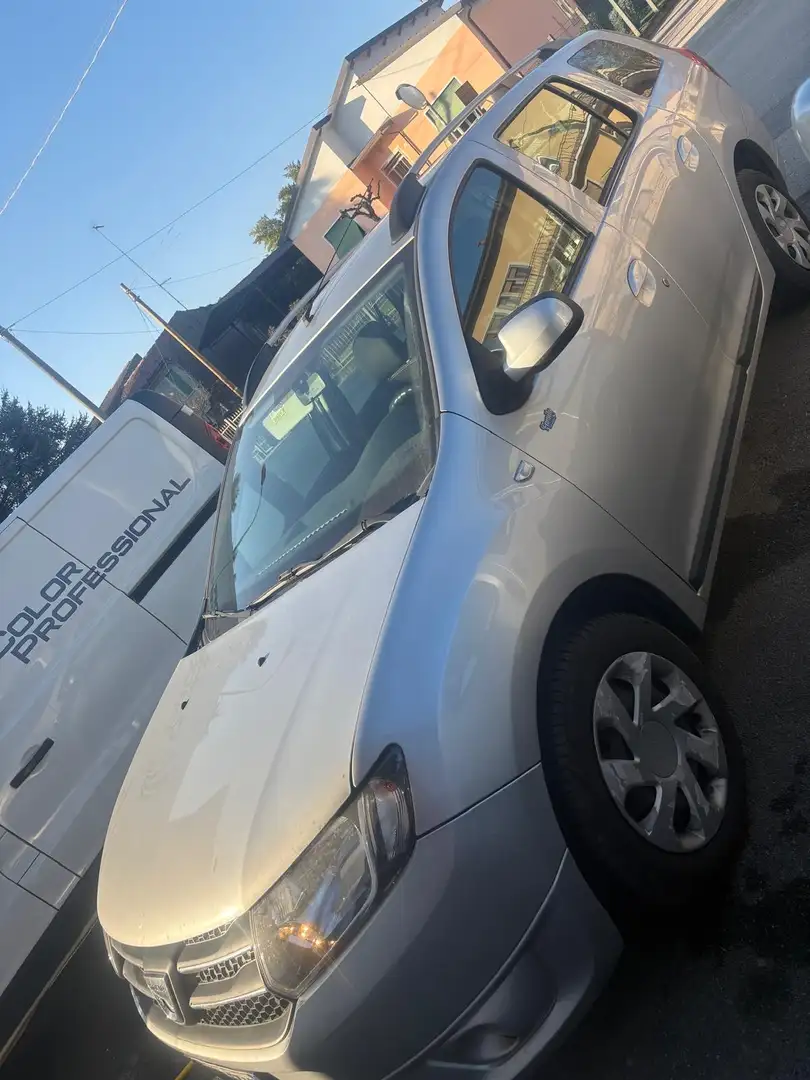 Dacia Logan MCV 1.5 dci Laureate 85cv 5p.ti FL - 2