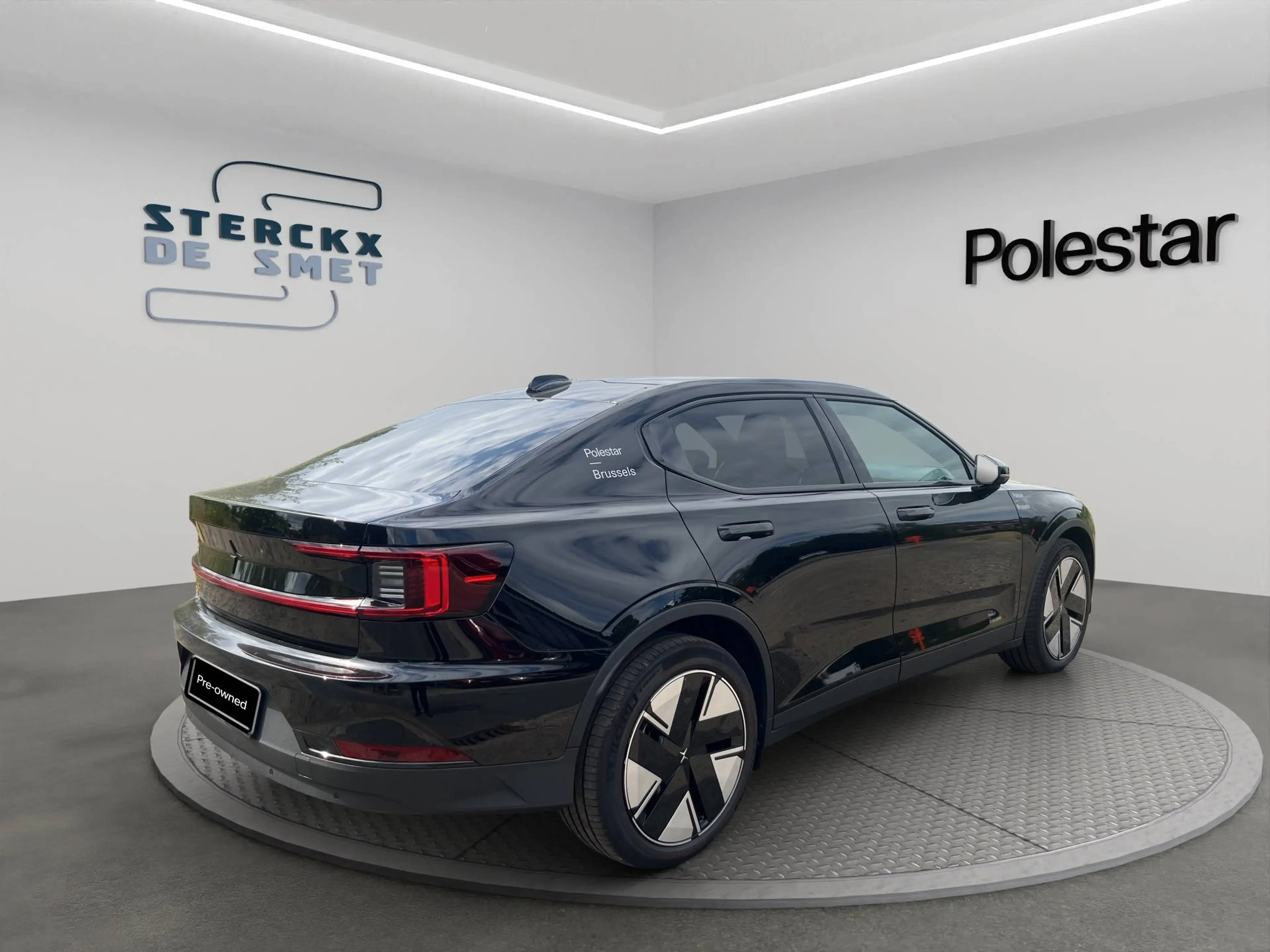Polestar 2 Polestar 2 82 kWh Long Range Single Motor Business Business — photo 6