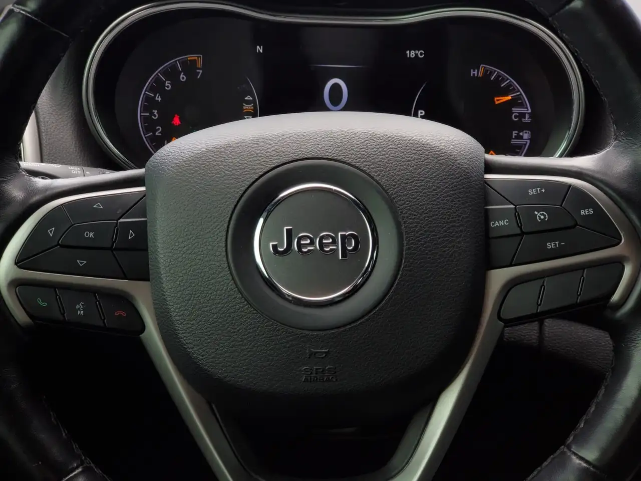 Jeep Grand Cherokee photo Jeep Grand Cherokee