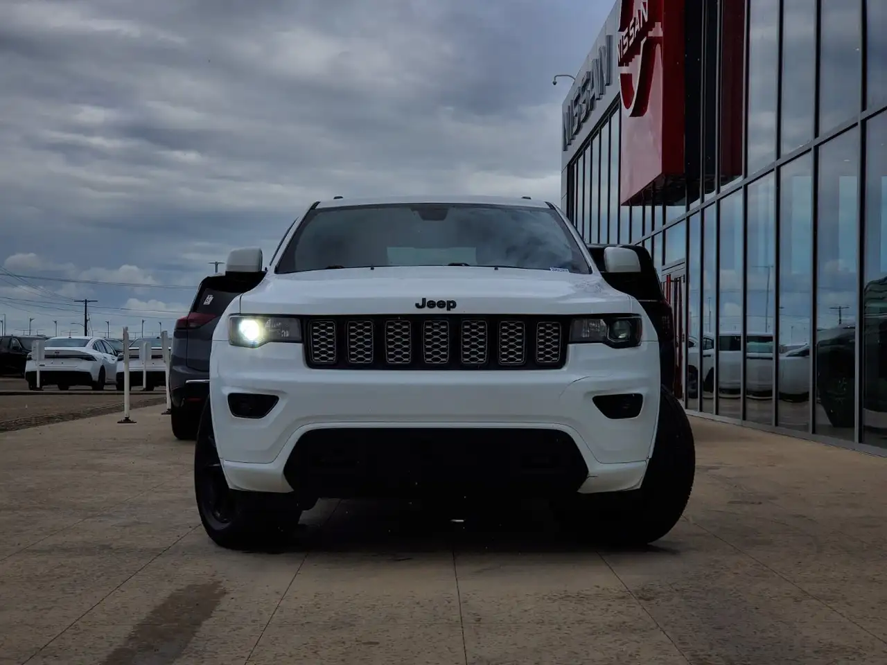 Jeep Grand Cherokee photo Jeep Grand Cherokee
