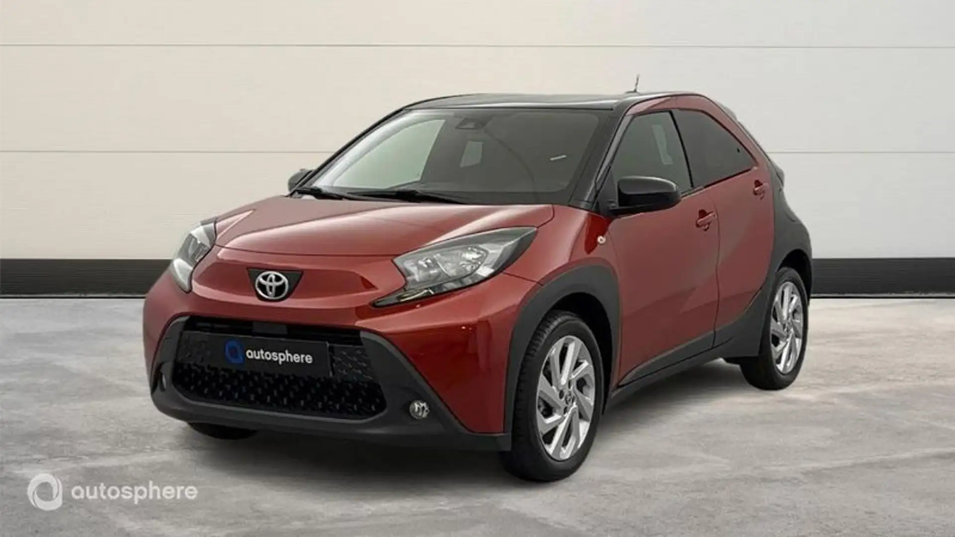 Toyota Aygo X 1.0 VVT-i 72ch Design S-CVT - 1