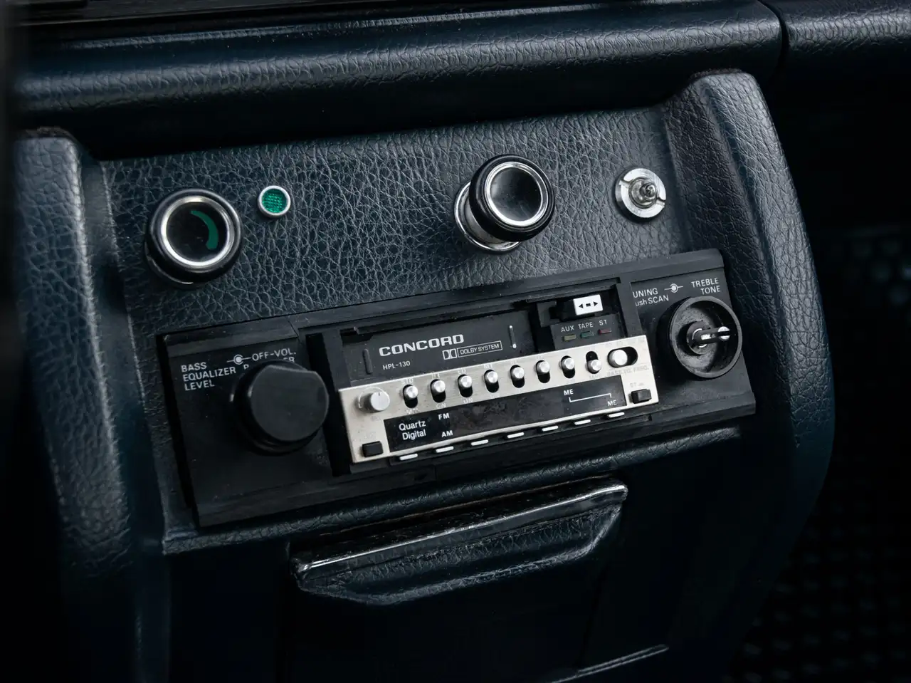Mercedes-Benz 250 photo Mercedes-Benz 250