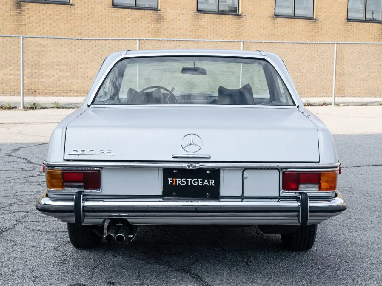 Mercedes-Benz 250 photo Mercedes-Benz 250