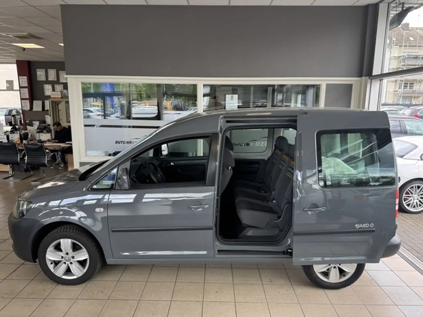 Volkswagen Caddy TDI JAKO-O Trend Klima AHK Standheizung Grijs - 2