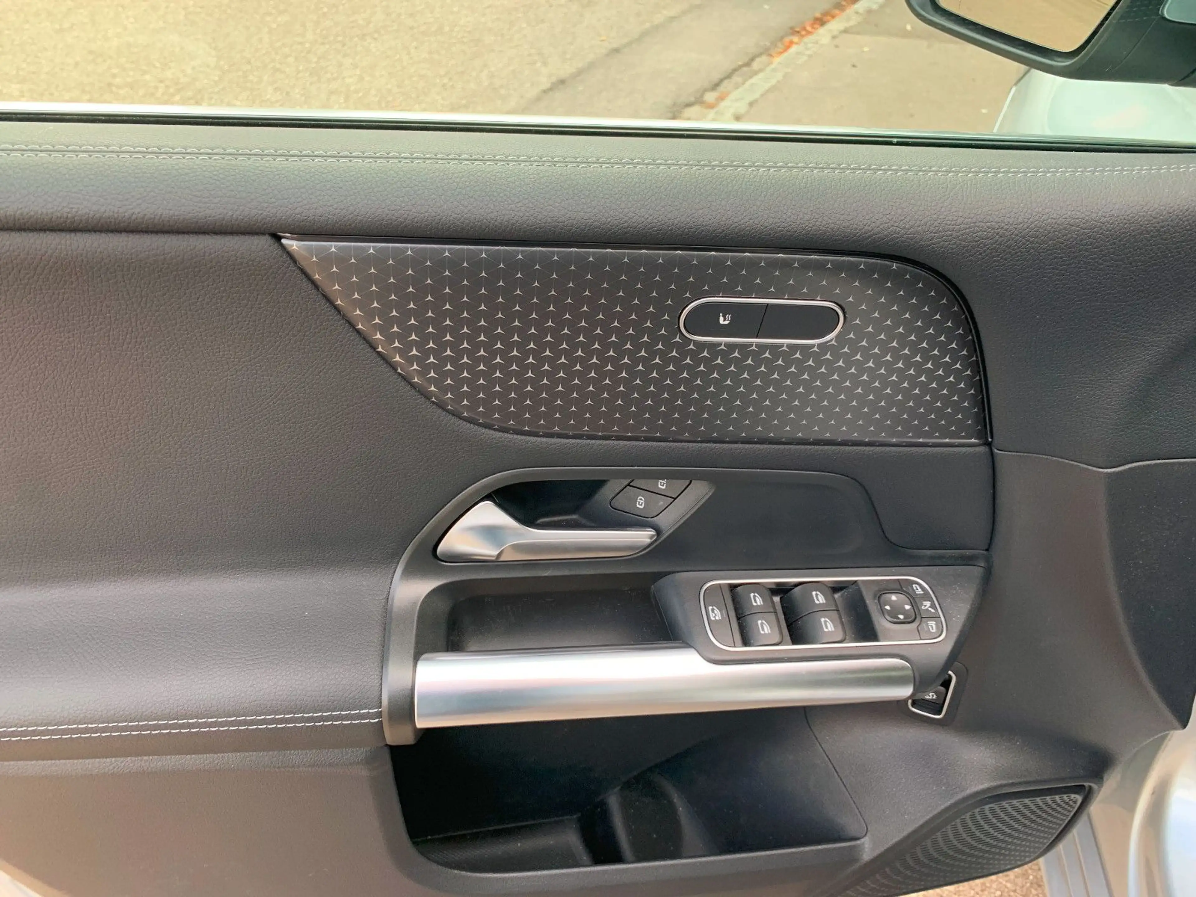 Mercedes-Benz B 220 4MATIC*Progressive* — photo 7