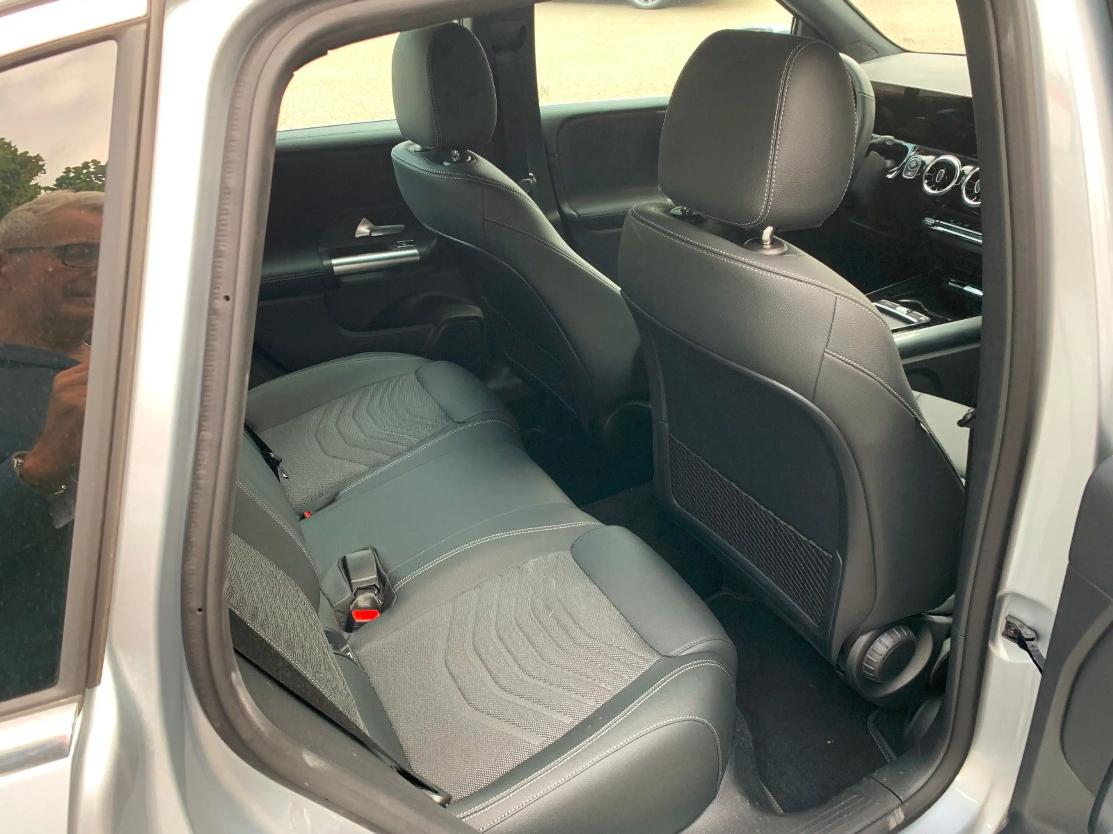Mercedes-Benz B 220 4MATIC*Progressive* — photo 12
