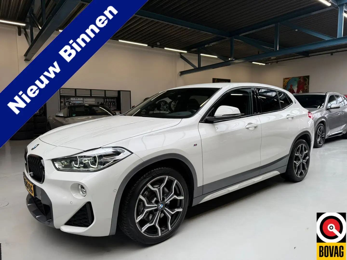 BMW X2 sDrive20i High Executive M Sport X Head Up H&K Stu Blanc - 1