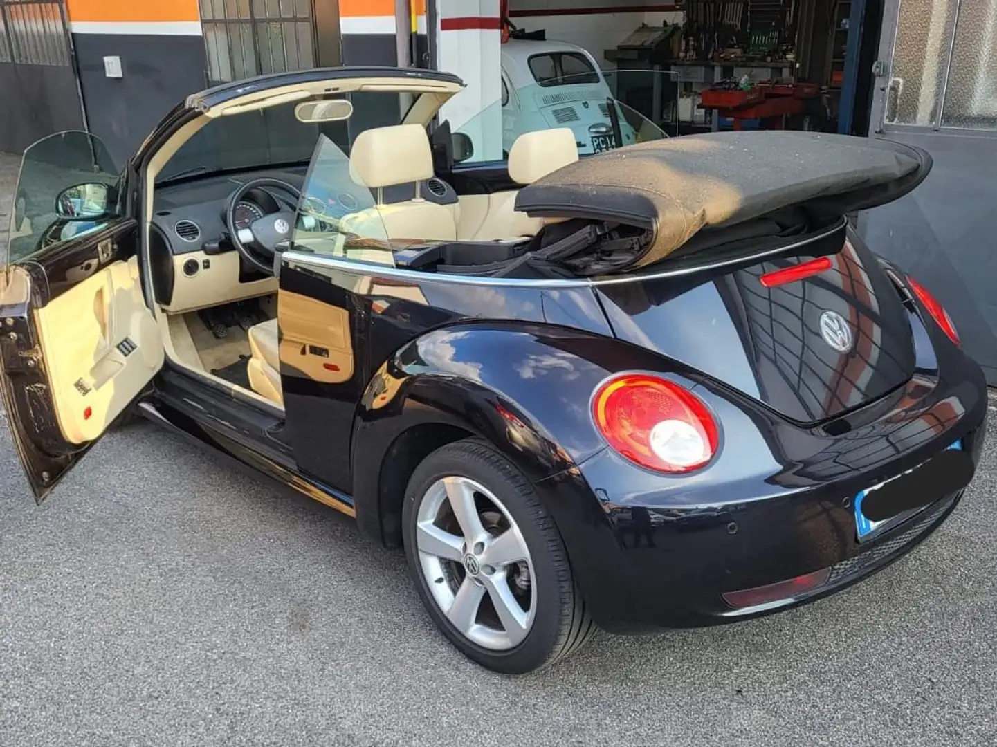 Volkswagen New Beetle New Beetle Cabrio 1.6 FL Noir - 1