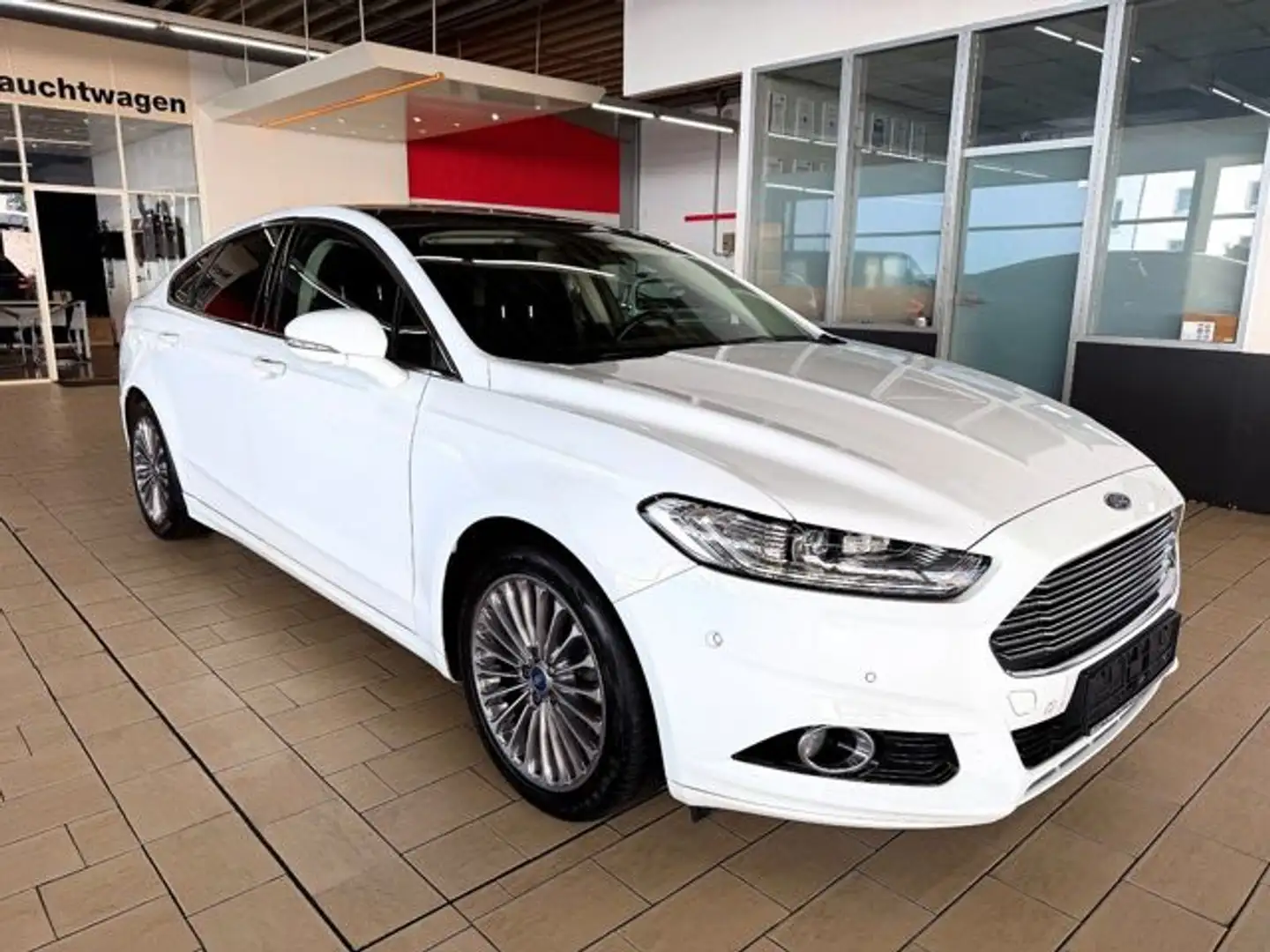 Ford Mondeo 1.5 TITANIUM *KLIMAAUT+LED+PANO+NAVI+18* Weiß - 1