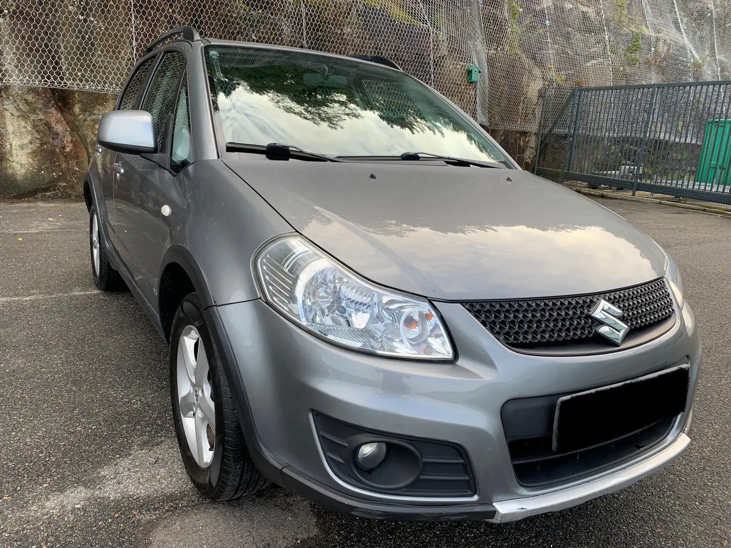 Suzuki SX4 1.6 VVT 4x4 Style Grau - 1