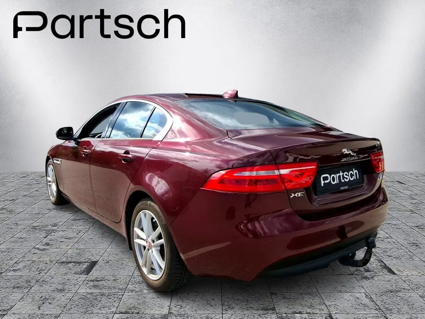 Jaguar XE E-Performance Pure Rot - 2