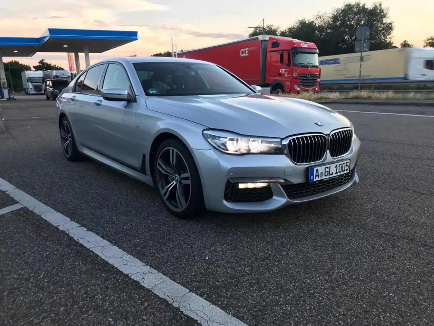 BMW 730 M-Paket Silber - 2