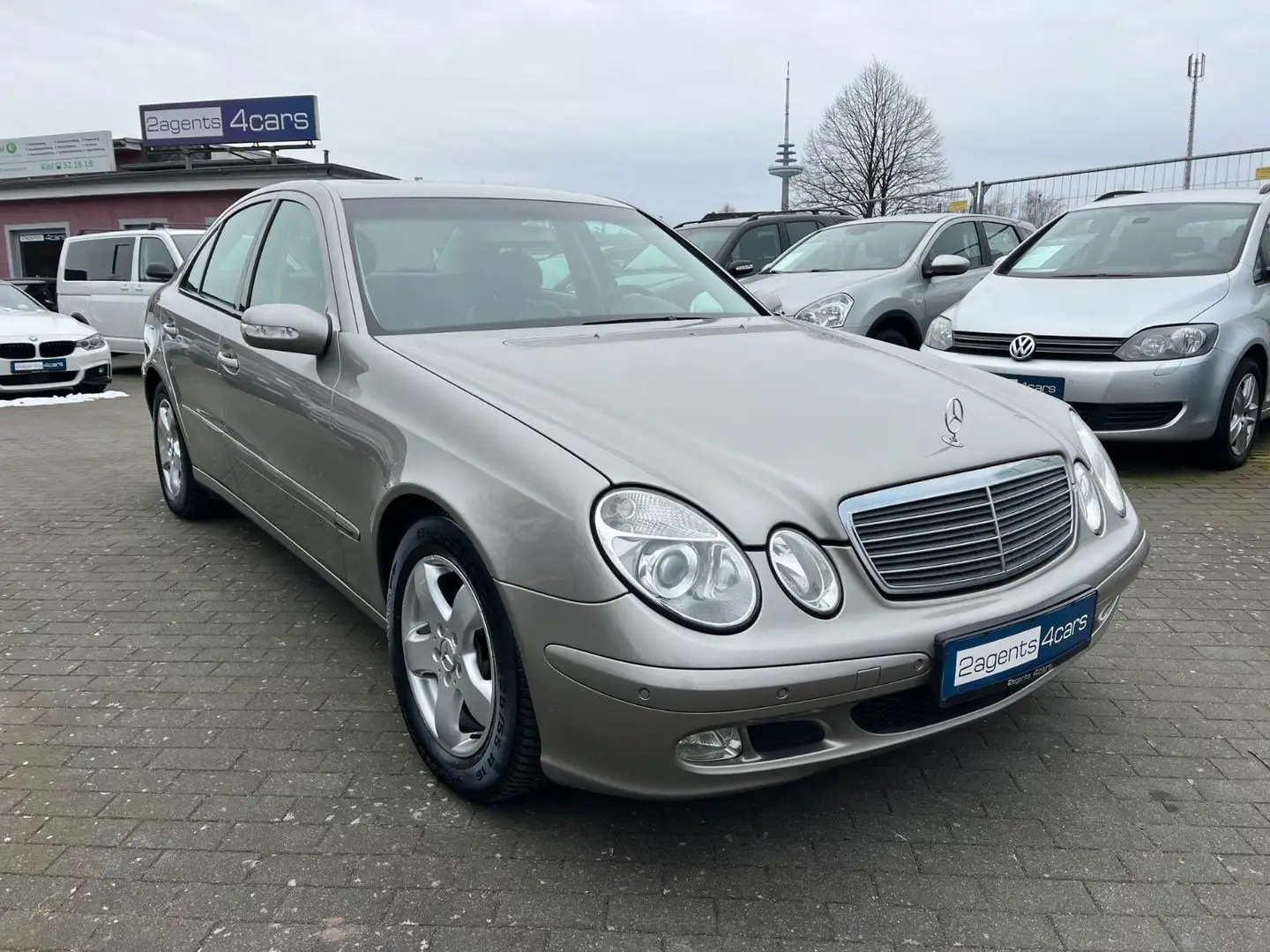 Mercedes-Benz E 280 E -Klasse Lim. E 280 CDI°Automatik°Klima°PDC°SHZ Argintiu - 2