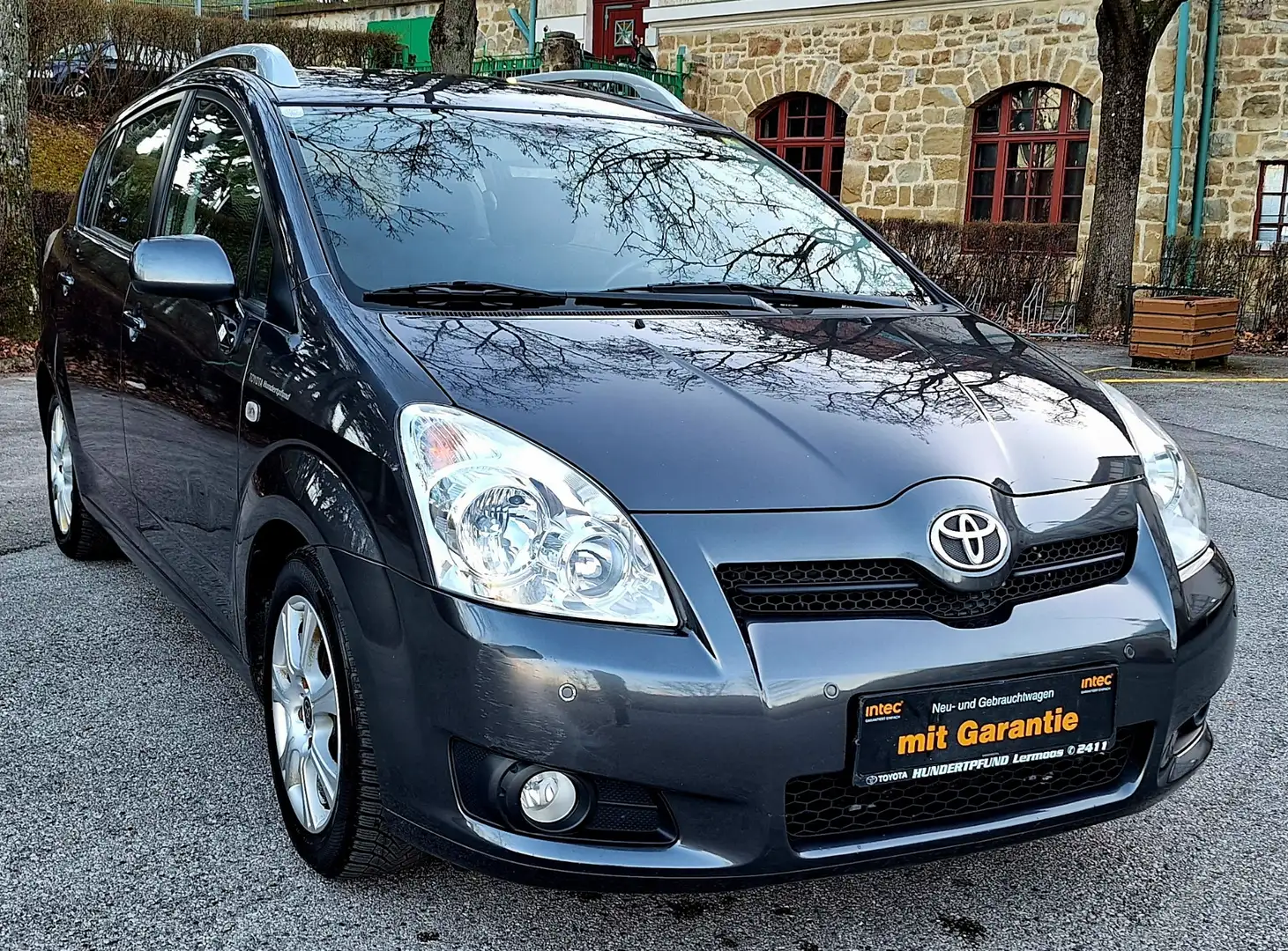 Toyota Corolla Verso 2,2 D-4D 135 Linea Sol DPF - 1