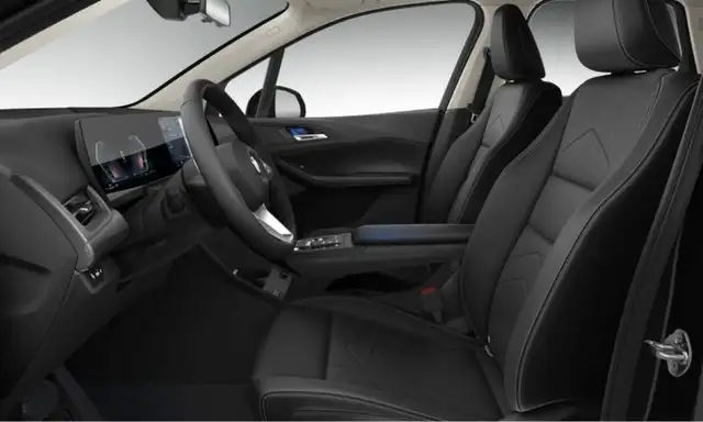 BMW 2 Series view 3