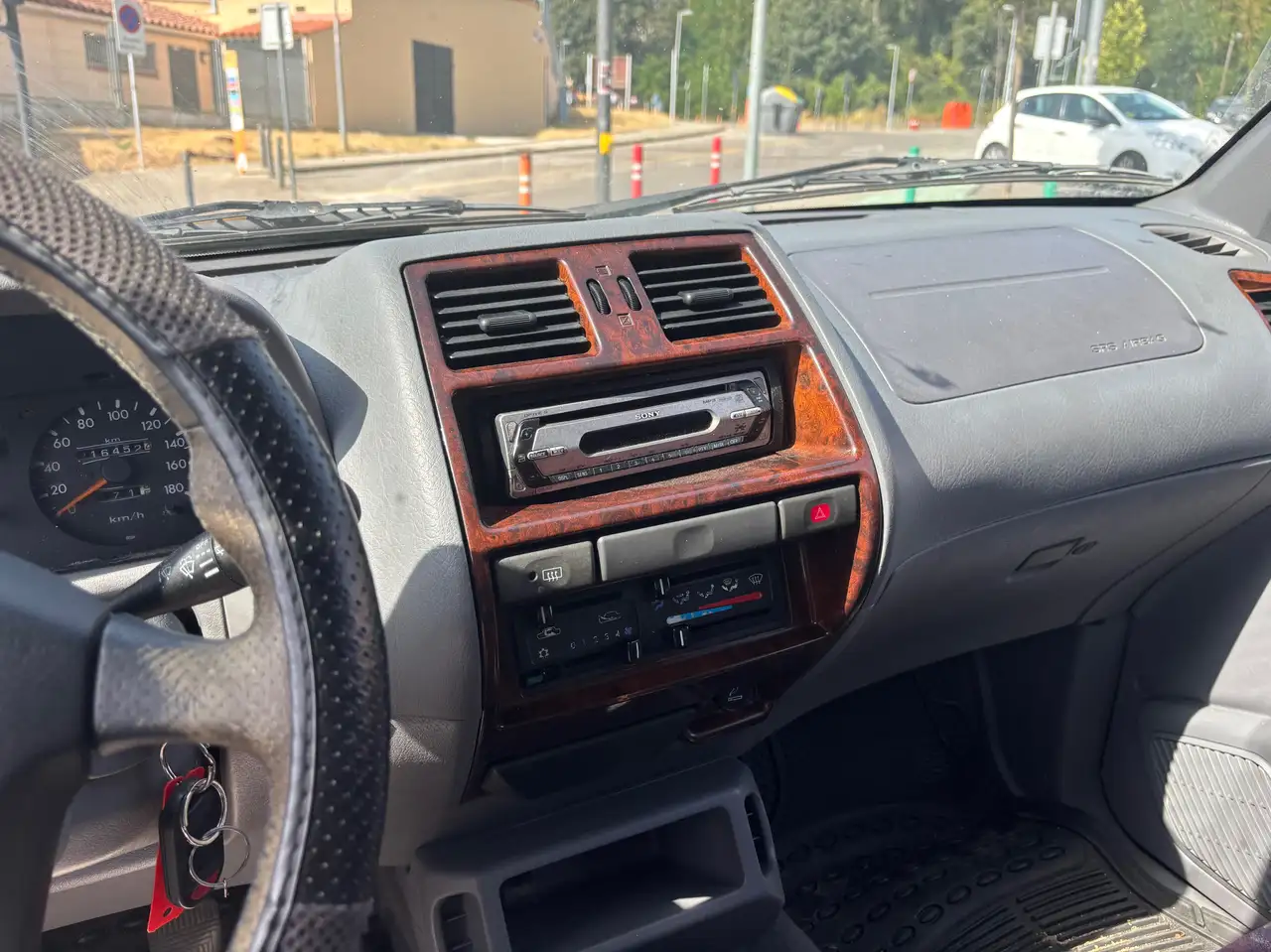 Nissan Terrano VE 2.7 TDI VE, foto 6
