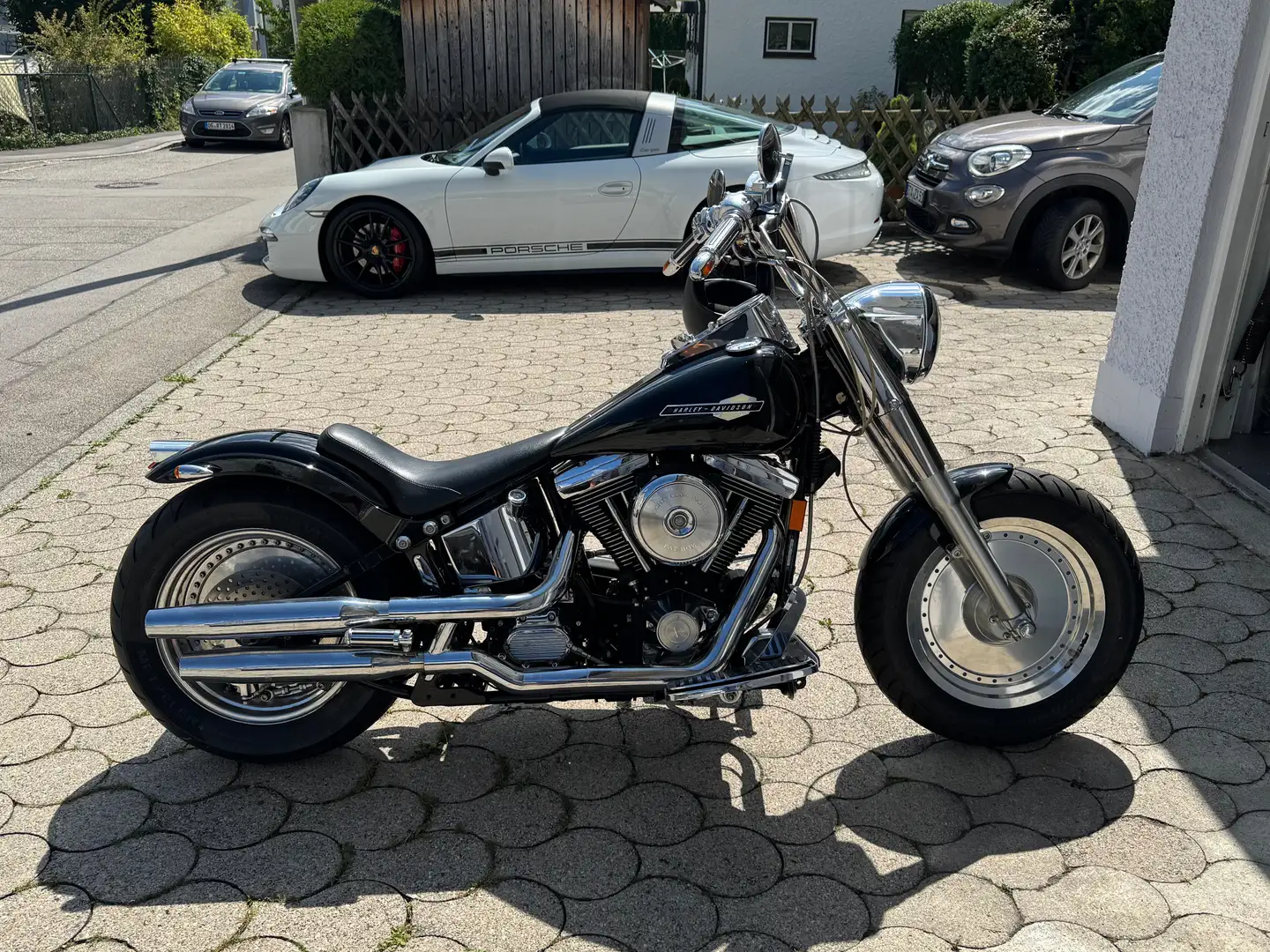 Harley-Davidson Fat Boy FXST Чорний - 2