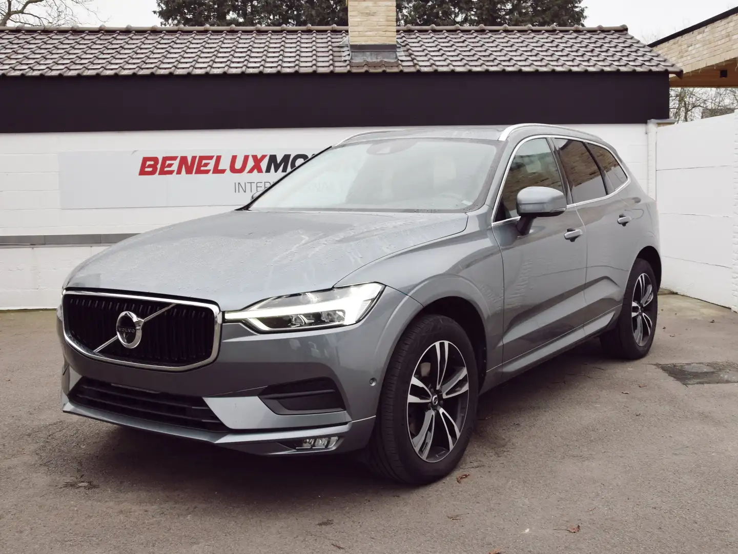 Volvo XC60 XC60 2.0 D4 Inscription Geartronic AdBlue Gris - 1