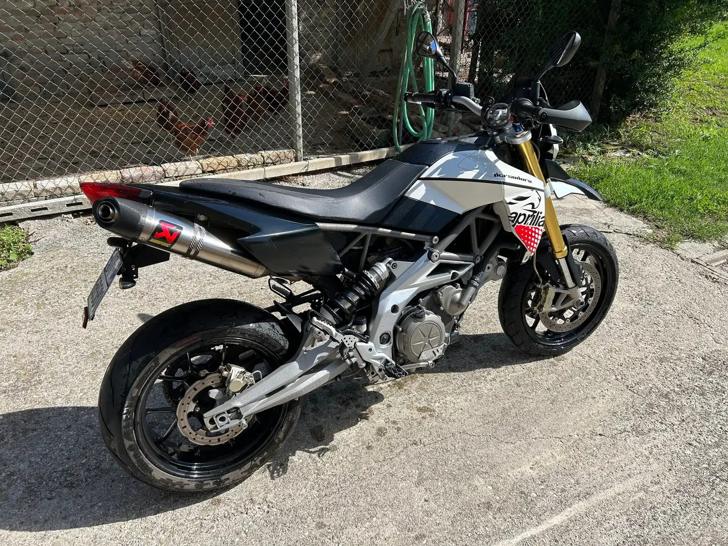 Aprilia Dorsoduro Biały - 2