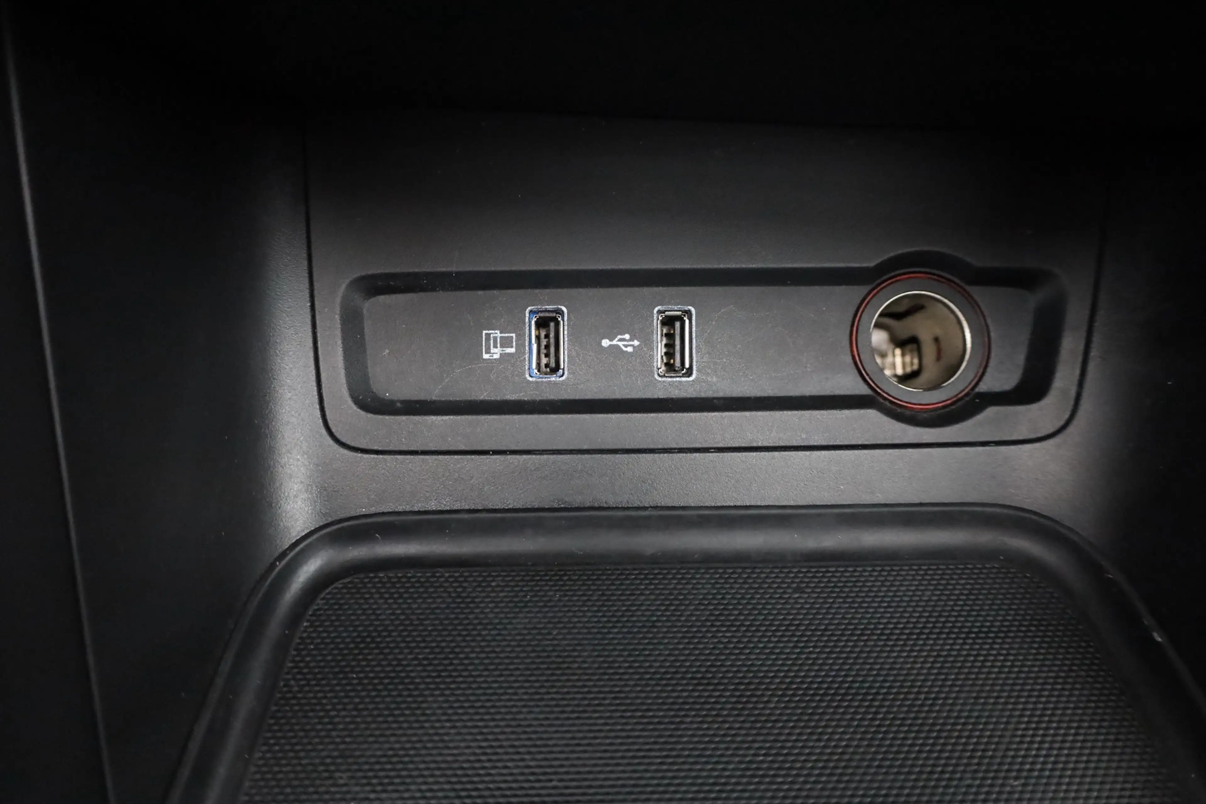 MG ZS 1.0 T-GDI Luxury LED Navi 360° — photo 13