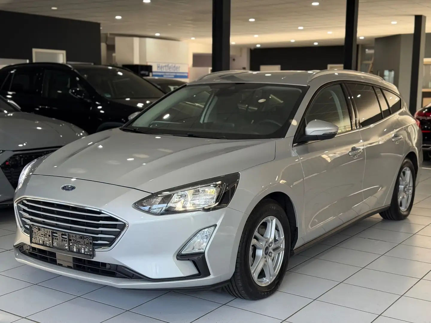 Ford Focus Turnier C&C 2.0 *KAMERA*ACC*WINTER*LED* Argent - 1