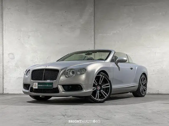 Bentley Continental GTC 4.0 V8