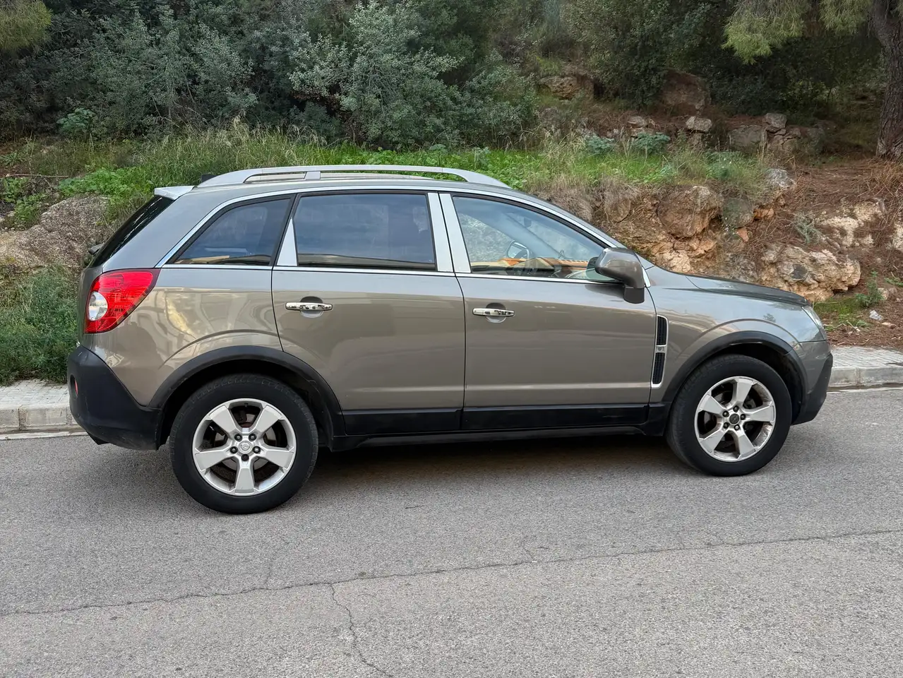 Opel Antara