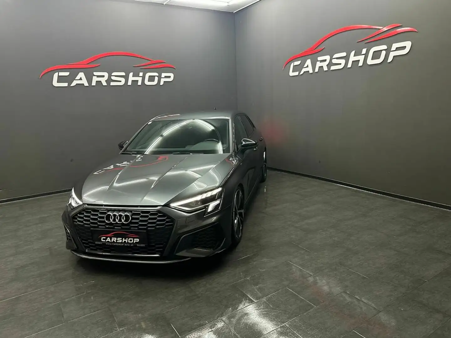 Audi A3 35 TFSI S line Gris - 2